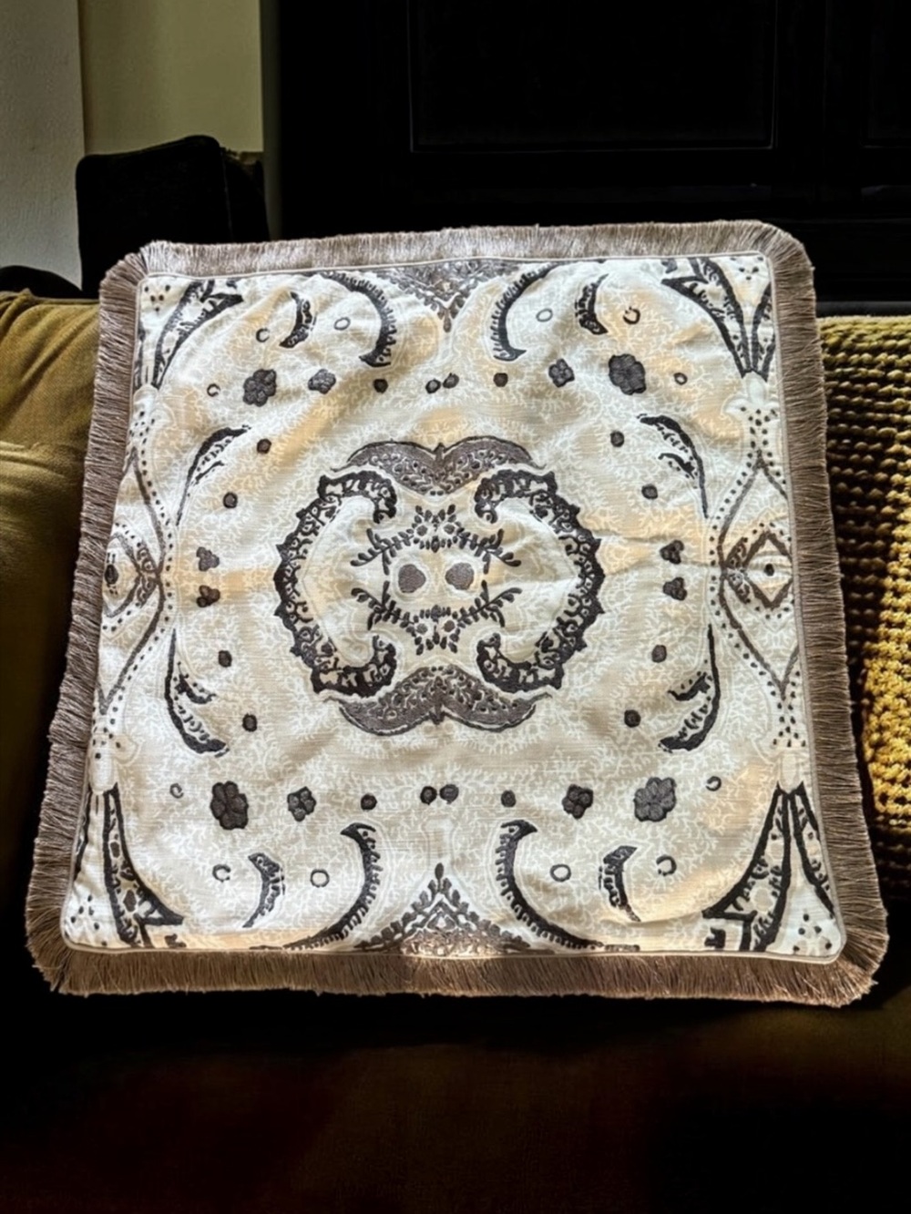 New! Kim Seybert Living Fringe Pillow Cover 26” Square